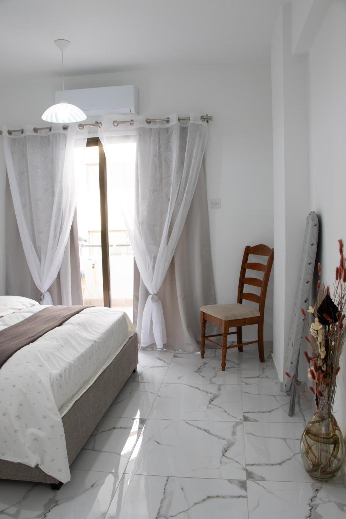 Apartment,Near The Beach Pinikoudes Larnaka Exterior foto